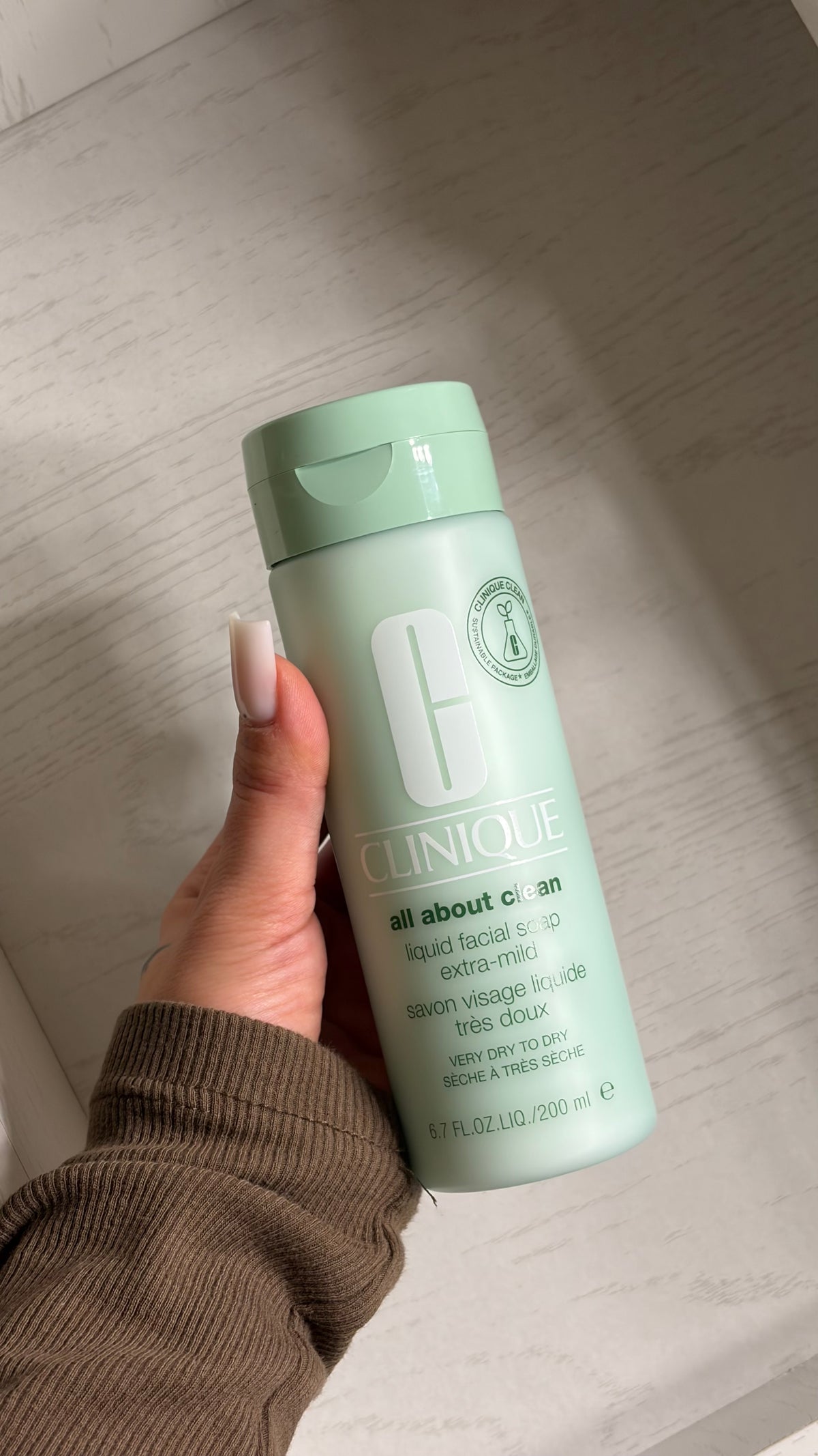 Clinique detergente